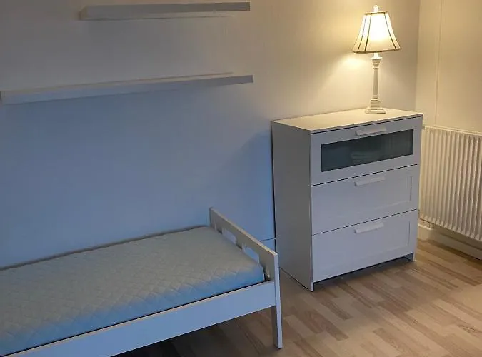 200 M Til Havet - Fri Adgang Til Svommehal * Thyborøn